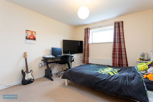 Bedroom- click for photo gallery
